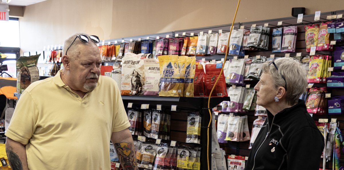 Doug Cornell talking with Karen Sloan at Pet Valu in Pickering